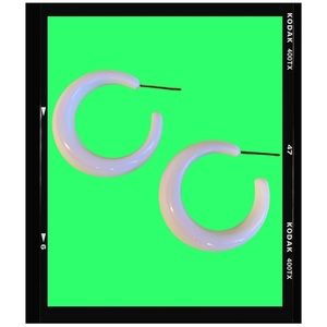 1980’s 1990’s Vintage Estate Earrings White Crescent Lucite Hoops Retro